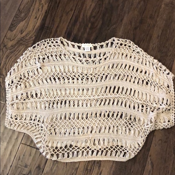 Crochet Top - Picture 2 of 3